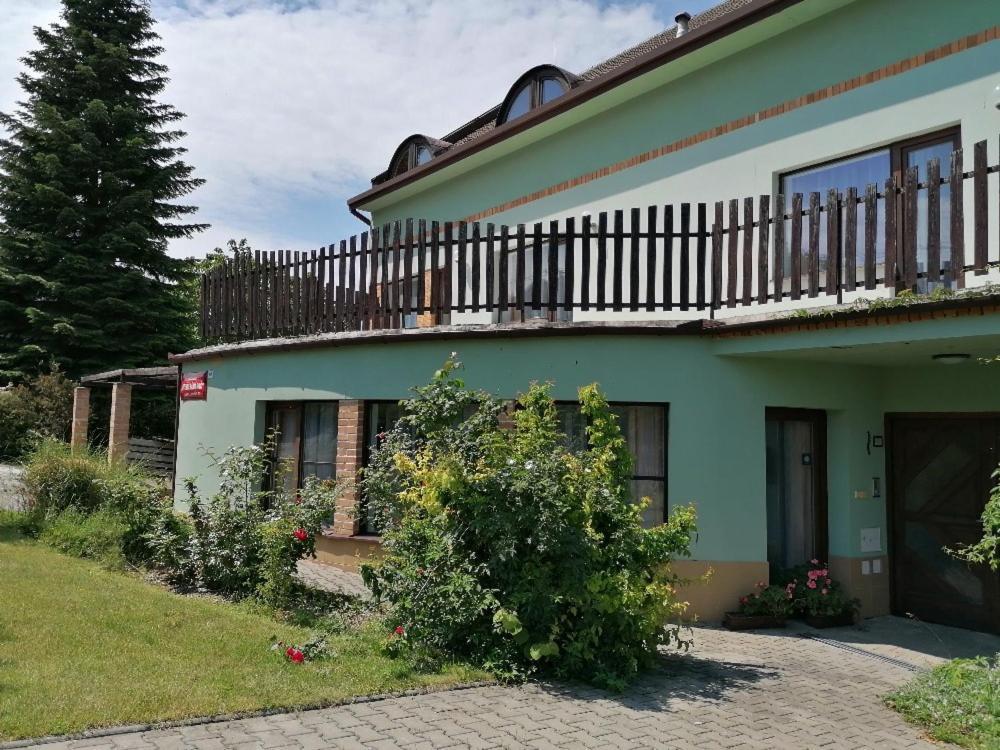 Otevřená Náruč Pension Letovice Esterno foto